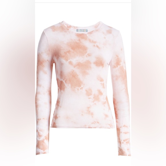 Neutral Tie Dye Top from Nordstrom - Picture 1 of 3